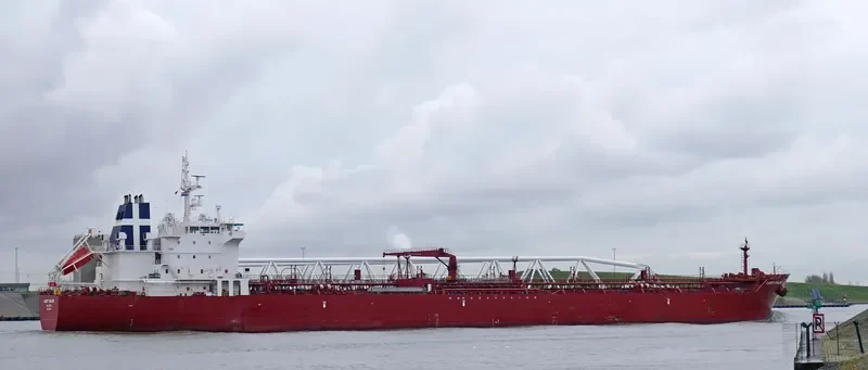 LUCKY SAILOR Tanker IMO 9464352 photo 2