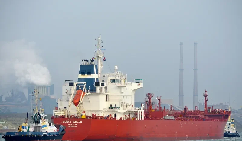 LUCKY SAILOR Tanker IMO 9464352 photo 10
