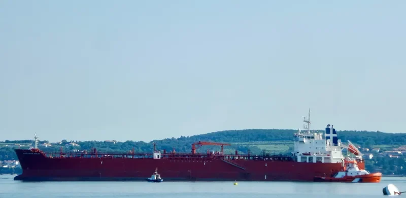 AGIOS NIKOLAOS IV Tanker IMO 9464364 photo 7