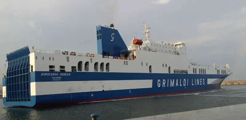 EUROCARGO VENEZIA Ro-Ro IMO 9465552 photo 9