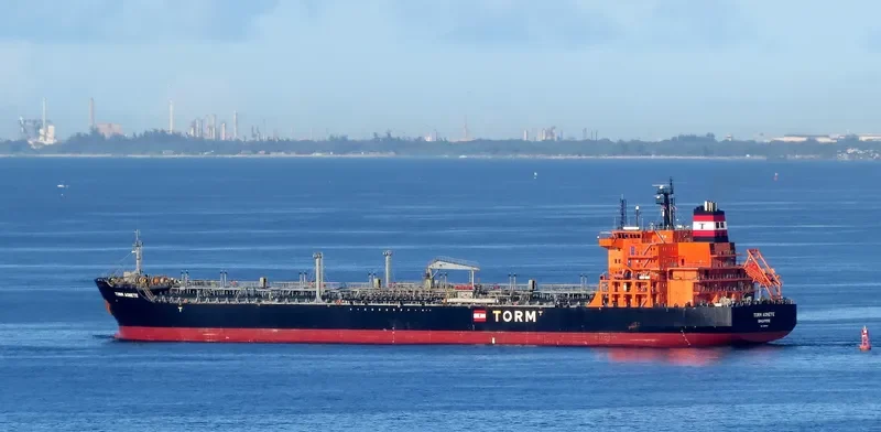 TORM AGNETE Tanker IMO 9466013 photo 2