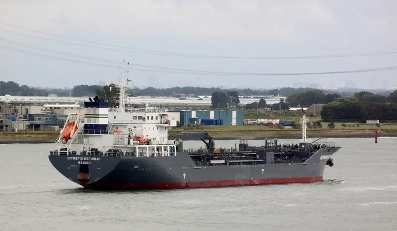 INTREPID REPUBLIC Tanker IMO 9466752 photo 2