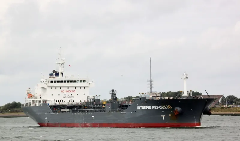 INTREPID REPUBLIC Tanker IMO 9466752 photo 3