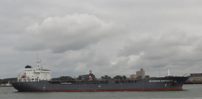 INTREPID REPUBLIC Tanker IMO 9466752 photo 4