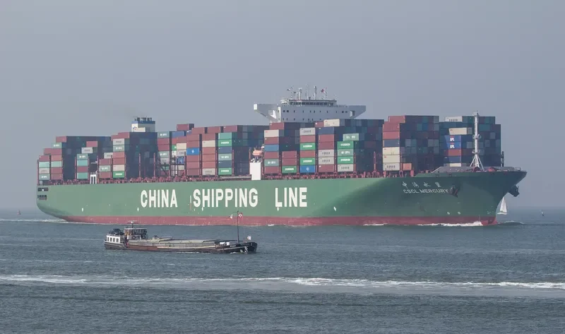 CSCL MERCURY Container Ship IMO 9467275 photo 2