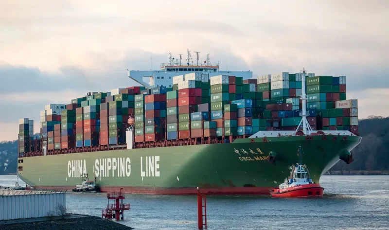 CSCL MARS Container Ship IMO 9467287 photo 2