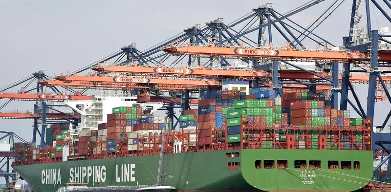 CSCL MARS Container Ship IMO 9467287 photo 5