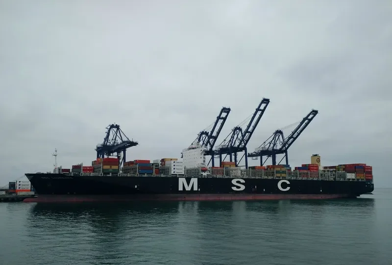 MSC LAURENCE Container Ship IMO 9467419 photo 4