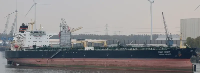 SWARNA JAYANTI Tanker IMO 9467720 photo 3