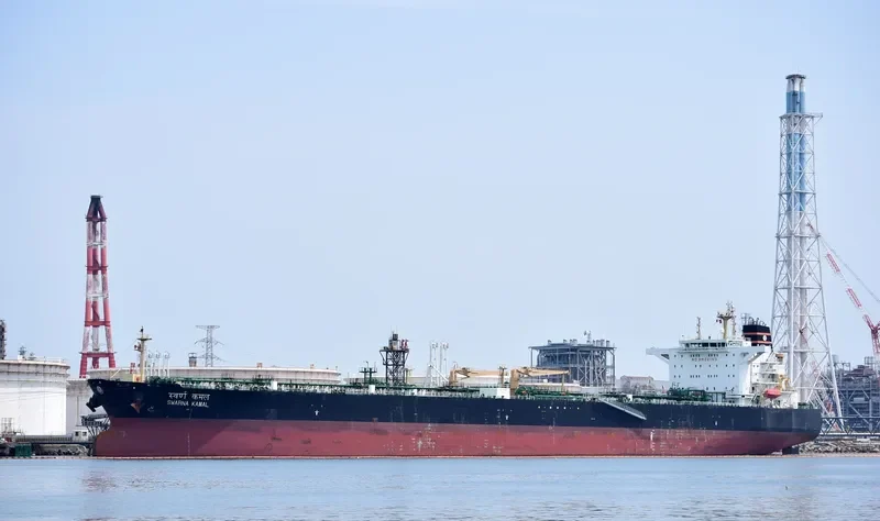 SWARNA KAMAL Tanker IMO 9467732 photo 5
