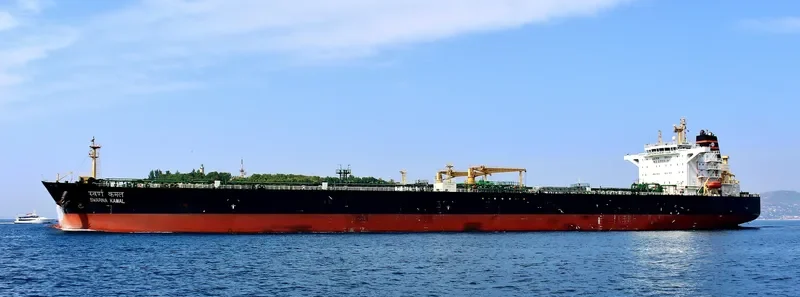 SWARNA KAMAL Tanker IMO 9467732 photo 6