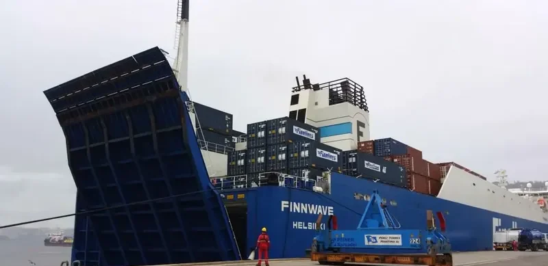 FINNWAVE Ro-Ro IMO 9468932 photo 7