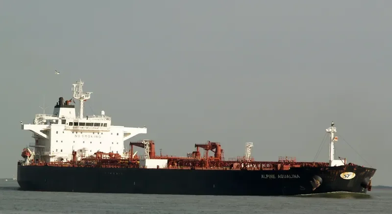 ALPINE AQUALINA Tanker IMO 9469687 photo 4