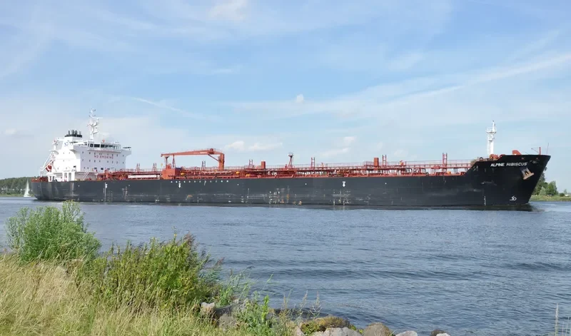 SUNNY STAR Tanker IMO 9470959 photo 10