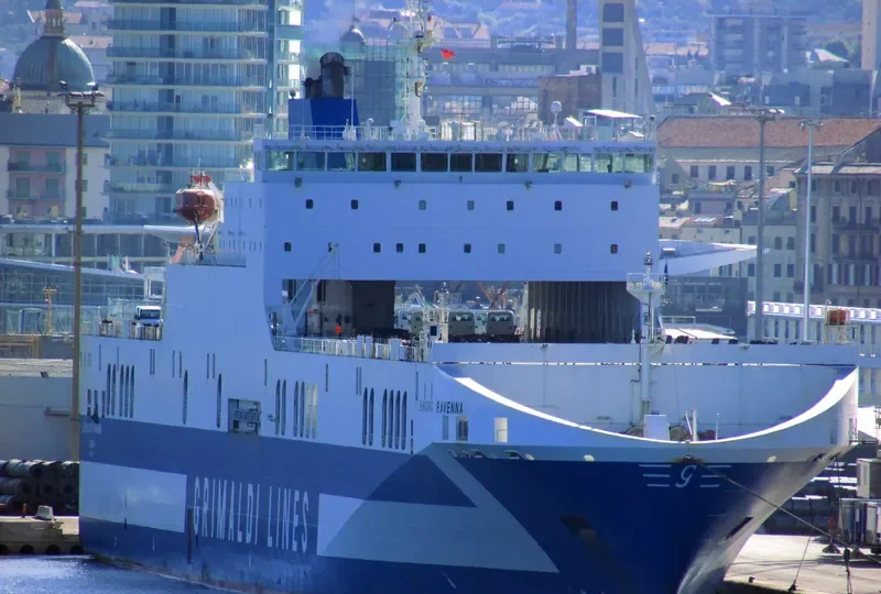 EUROCARGO RAVENNA Ro-Ro IMO 9471056 photo 3