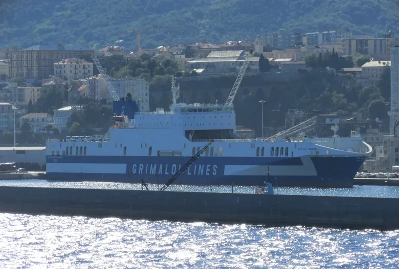 EUROCARGO RAVENNA Ro-Ro IMO 9471056 photo 6