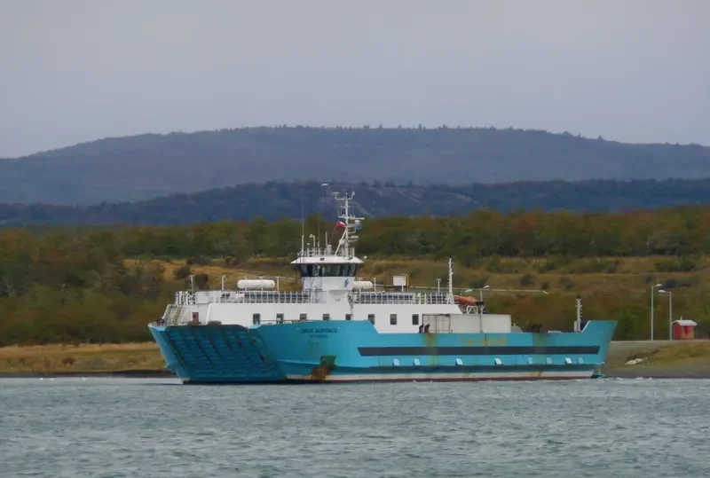 CRUX AUSTRALIS Ro-Ro IMO 9471161 photo 8