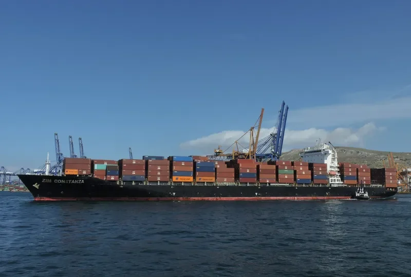 ZIM CONSTANZA Container Ship IMO 9471202 photo 4