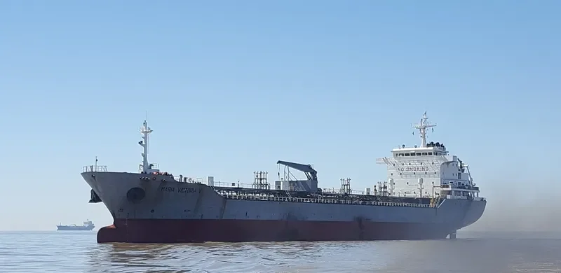 SFL WESER Tanker IMO 9471599 photo 3