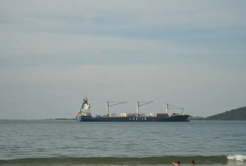 LOG IN JATOBA Container Ship IMO 9471898 photo 8