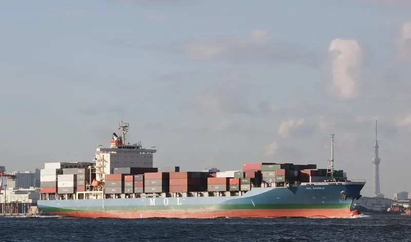 MOL SPARKLE Container Ship IMO 9472567 photo 10
