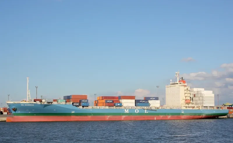 MOL SEABREEZE Container Ship IMO 9472579 photo 7
