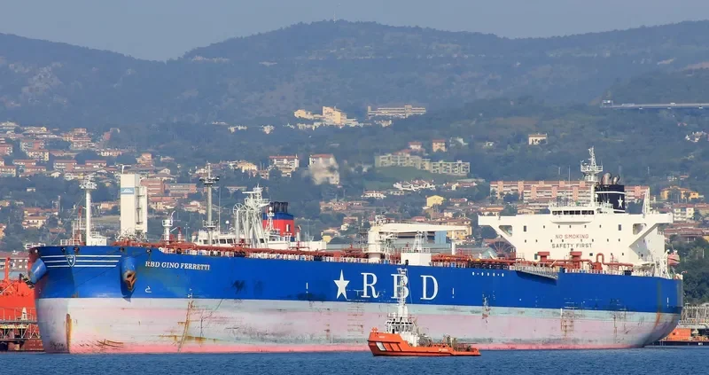 PS TRIESTE Tanker IMO 9473054 photo 10