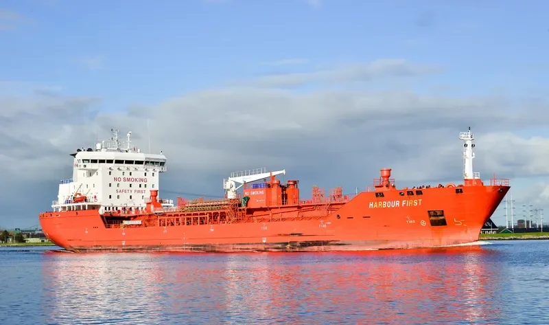 HARBOUR FIRST Tanker IMO 9473119 photo 3