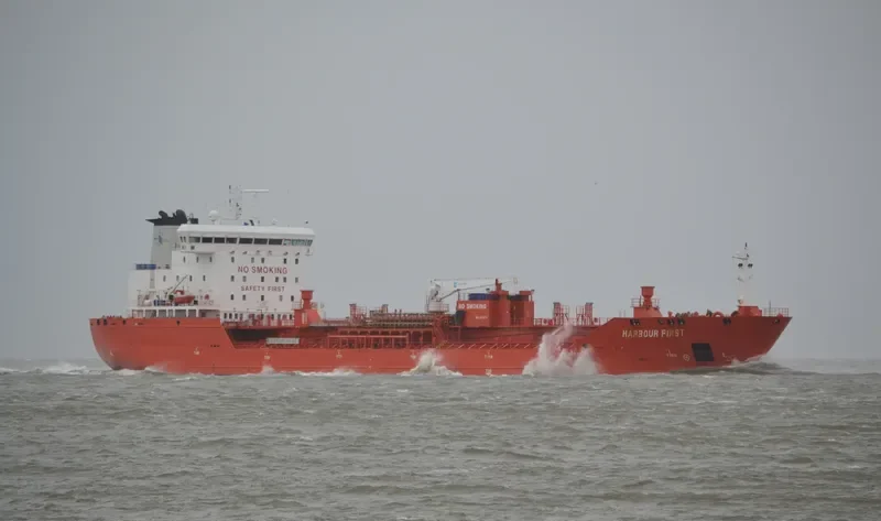 HARBOUR FIRST Tanker IMO 9473119 photo 10
