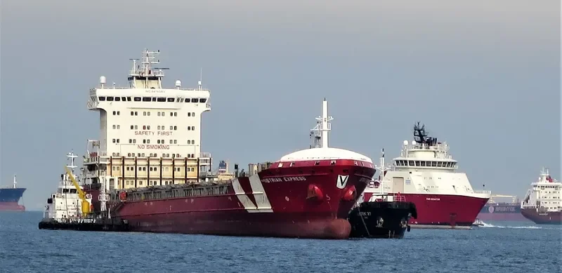 ISTRIAN EXPRESS Container Ship IMO 9474383 photo 8