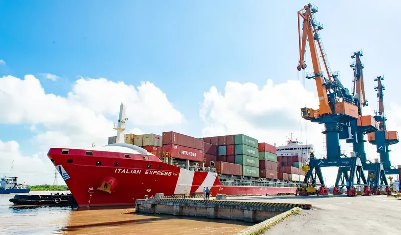 NORDIC ITALIA Container Ship IMO 9474395
