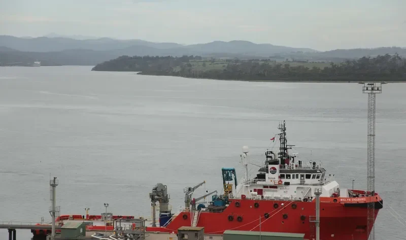 MICLYN ENDURANCE Offshore Vessel IMO 9474412 photo 9