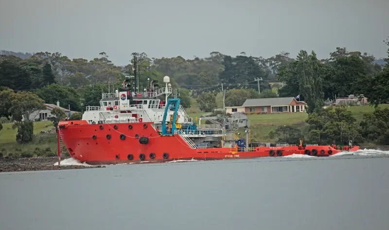 MICLYN ENDURANCE Offshore Vessel IMO 9474412 photo 10