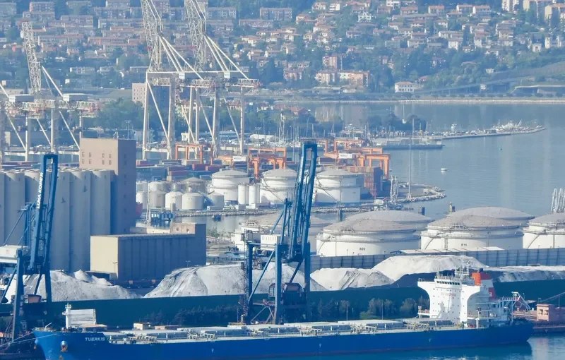 CLEMENS OLDENDORFF Bulk Carrier IMO 9474618 photo 10
