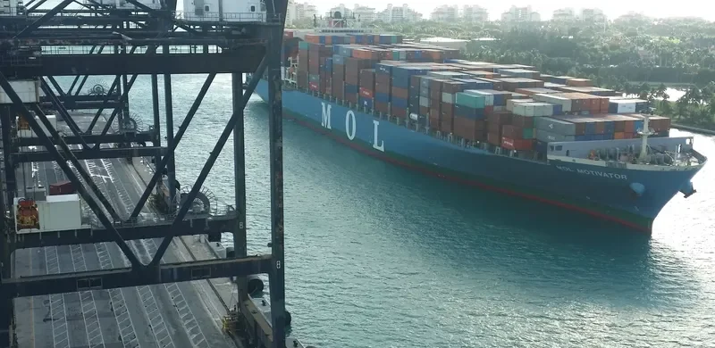 ONE MOTIVATOR Container Ship IMO 9475624 photo 2