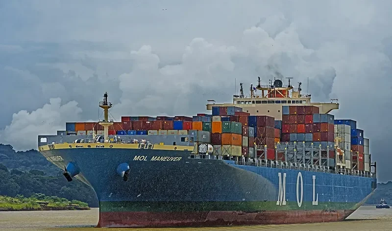 ONE MANEUVER Container Ship IMO 9475648 photo 3