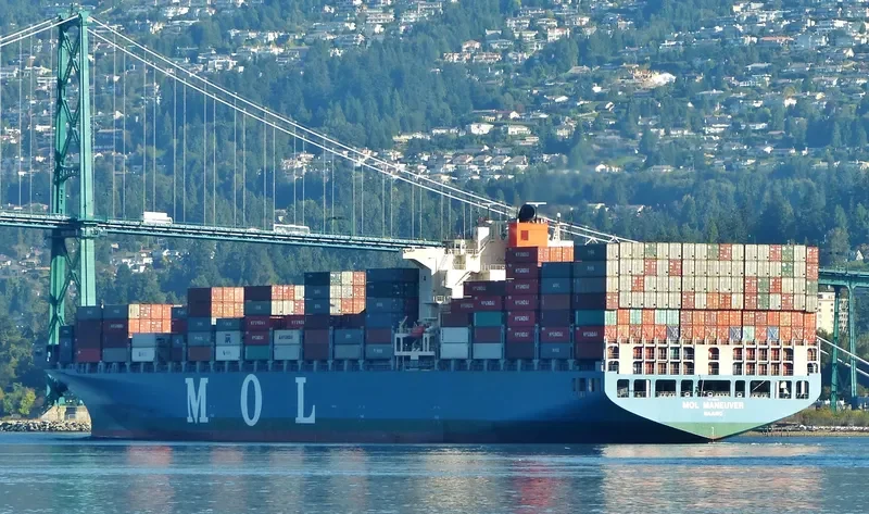 ONE MANEUVER Container Ship IMO 9475648 photo 10