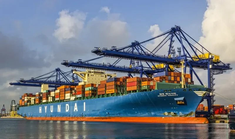 HYUNDAI RESPECT Container Ship IMO 9475674 photo 5