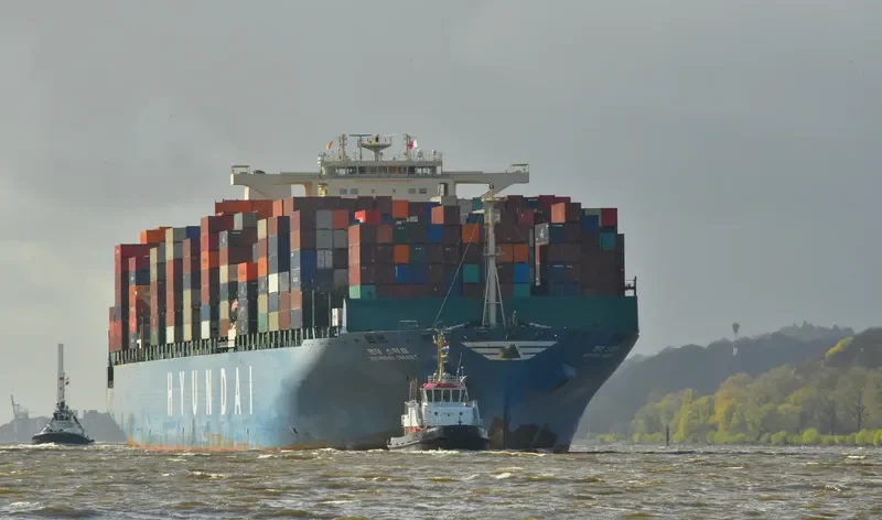 MAERSK ENPING Container Ship IMO 9475686 photo 10
