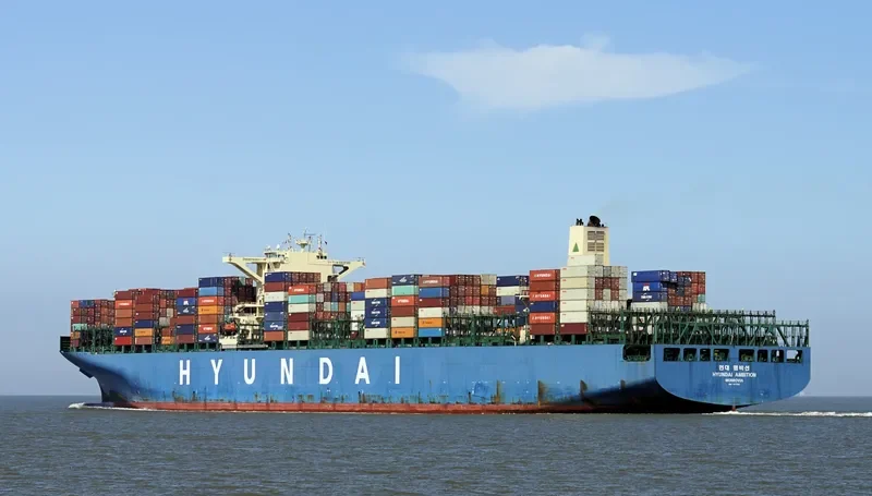 HYUNDAI AMBITION Container Ship IMO 9475703 photo 10