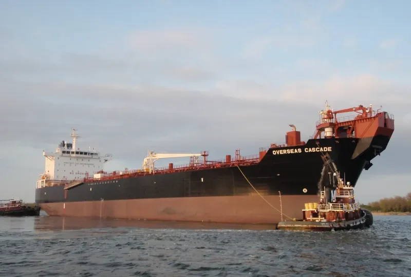 OVERSEAS CASCADE Tanker IMO 9475935 photo 4