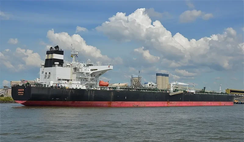 AMAZON Tanker IMO 9476654 photo 4