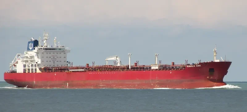 CELSIUS PORTO Tanker IMO 9476812 photo 4