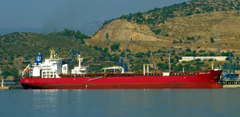 CELSIUS PORTO Tanker IMO 9476812 photo 7