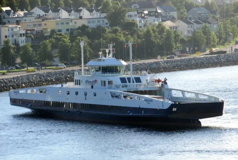 ROMSDALSFJORD Ro-Ro IMO 9477139 photo 8