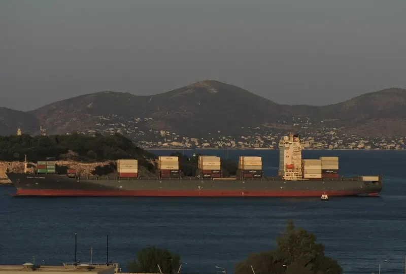 SONGA CALABRIA Container Ship IMO 9477309 photo 3