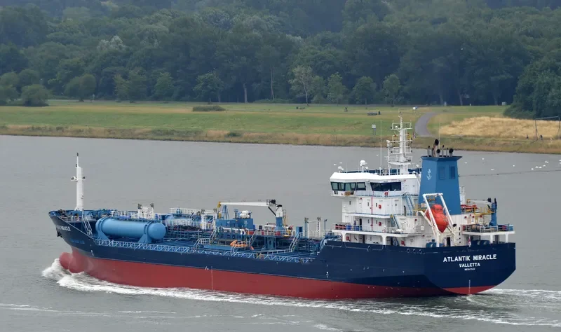 ATLANTIK MIRACLE Tanker IMO 9477490 photo 7