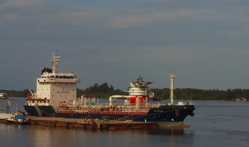 VEMAHOPE Tanker IMO 9477751 photo 10