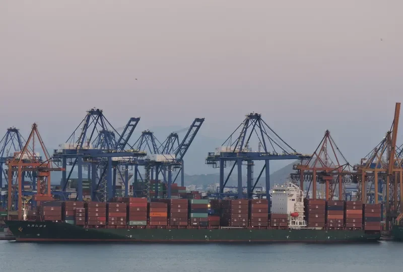 ARGOS Container Ship IMO 9477787 photo 6