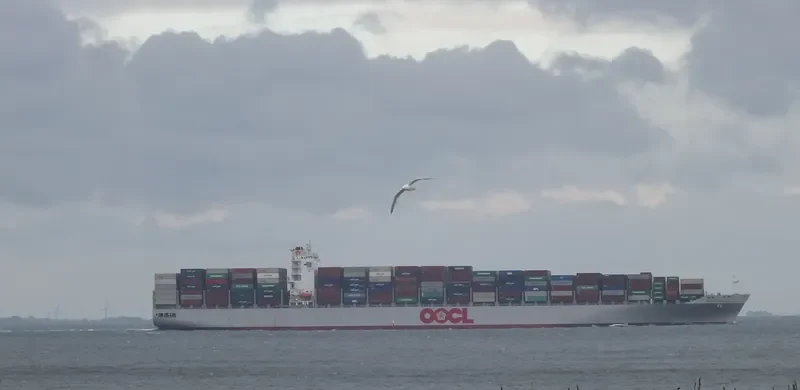 OOCL CANADA Container Ship IMO 9477880 photo 6